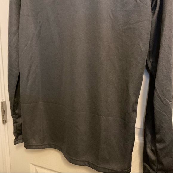Adidas tech 1/4 zip CE7641 size small - Picture 7 of 10